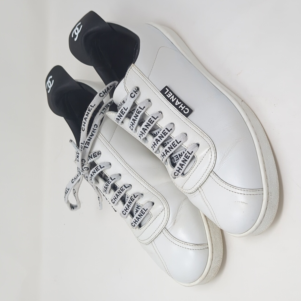 Chanel Uniform leather trainer sneakers CC White